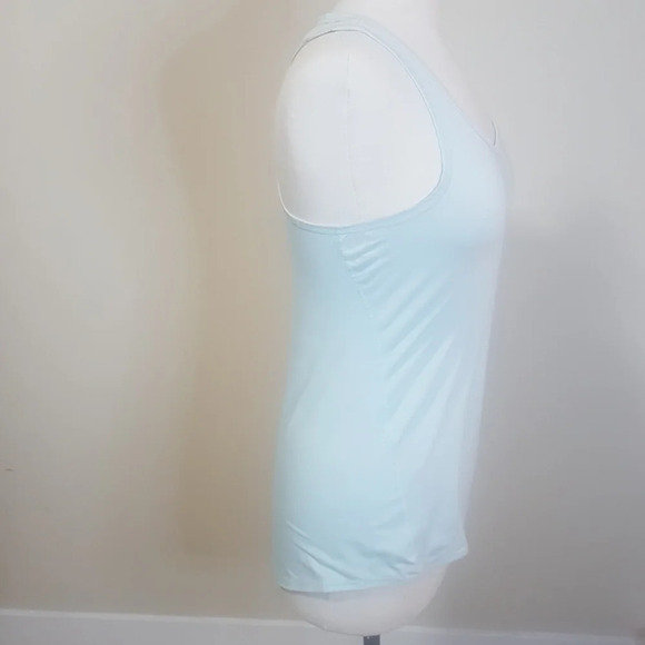 Athleta  icy blue racer back tank top - Picture 2 of 7